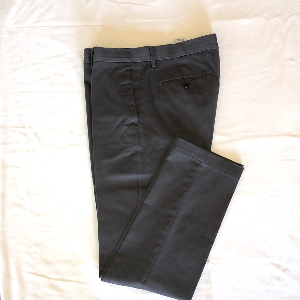 Banana Republic Dark Gray Cotton Slim Fit Chinos - Men’s Size 33x32